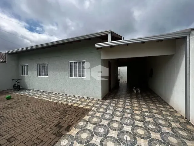 Casa com 300m² 4 quartos e 2 banheiros, à venda, no bairro Jardim Parigot de Souza em Rolândia