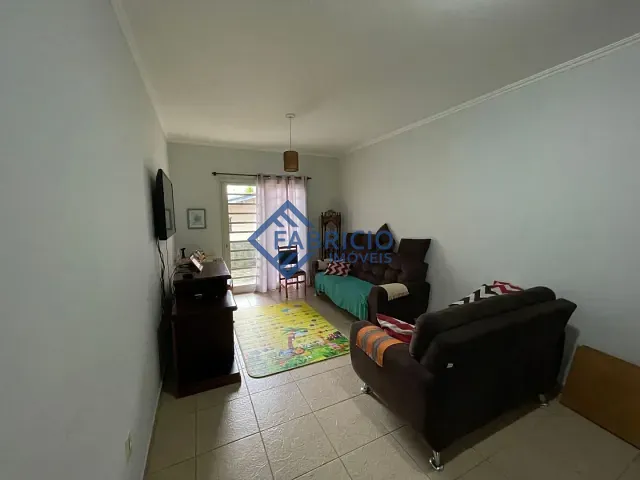 Casa com 1049m², à venda, no bairro Jardim Panorama em Vinhedo