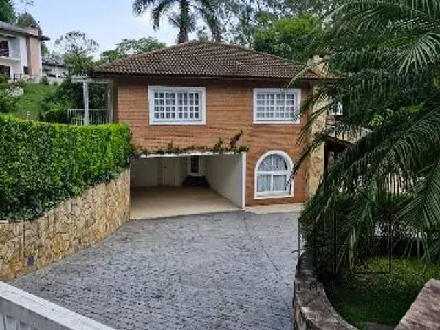 Casa com 1150m² 5 quartos e 8 banheiros, à venda ou para alugar, no bairro Novo Horizonte Hills I e II em Arujá