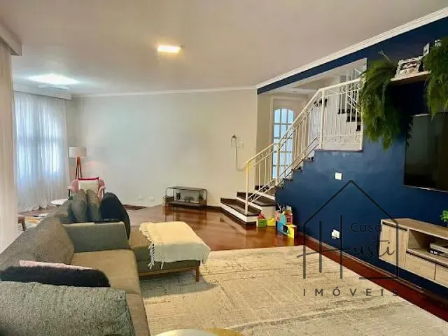 Casa com 1150m² 5 quartos e 8 banheiros, à venda ou para alugar, no bairro Novo Horizonte Hills I e II em Arujá