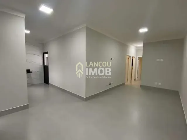 Casa 3 quartos e 2 banheiros, à venda, no bairro Residencial Santa Giovana em Jundiaí