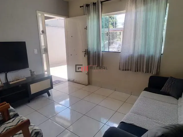Casa com 200m² 3 quartos e 1 banheiro, à venda, no bairro Jardim Portal dos Pioneiros em Londrina