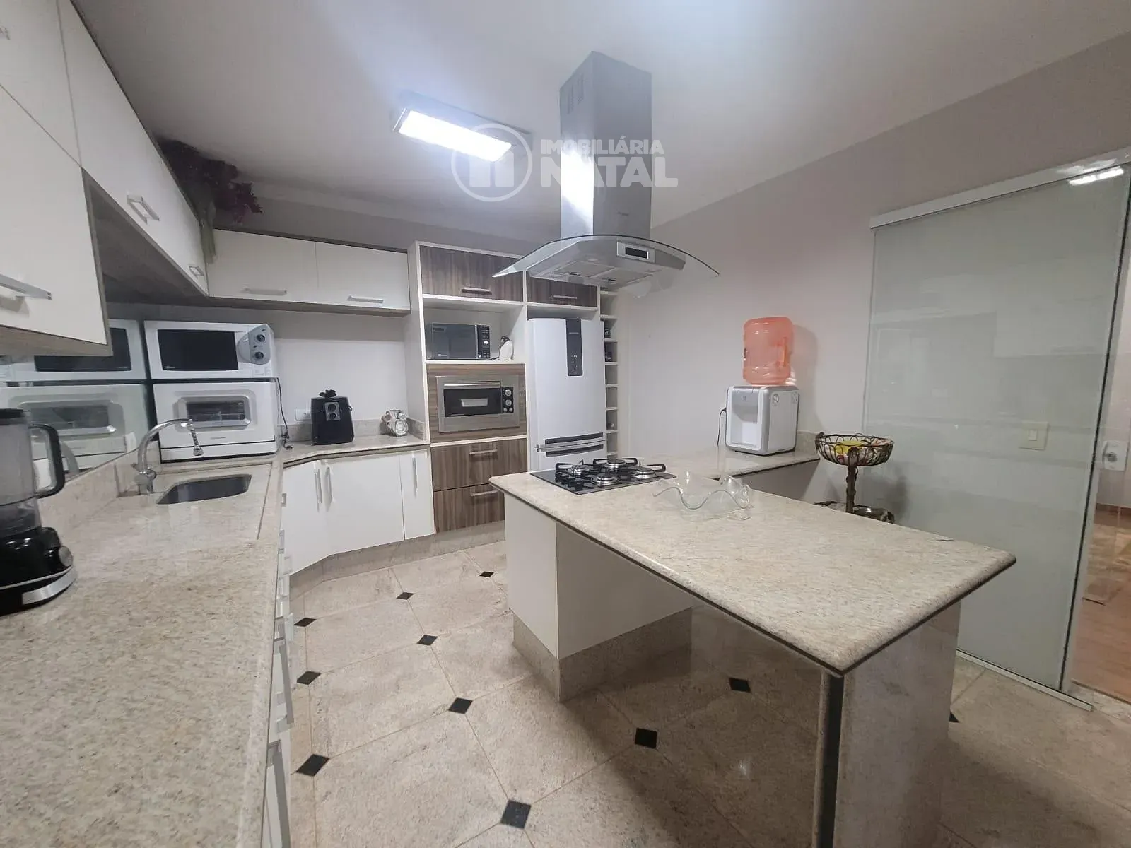 Casa, 4 quartos, 300 m² - Foto 5