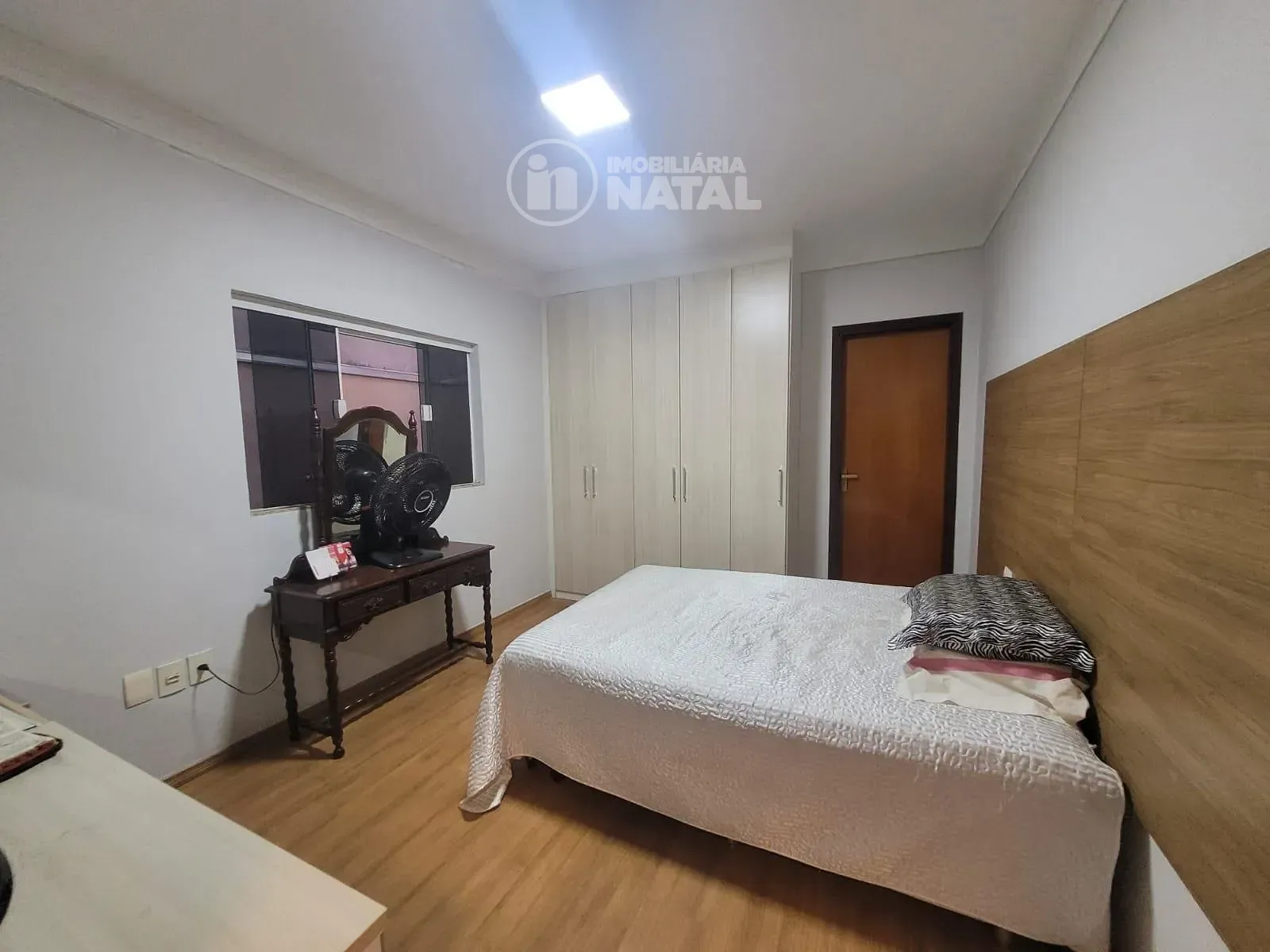 Casa, 4 quartos, 300 m² - Foto 16