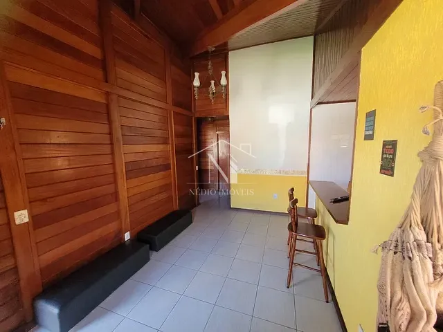 Casa com 360m² 5 quartos e 2 banheiros, à venda, no bairro Ponta Grossa em Maricá