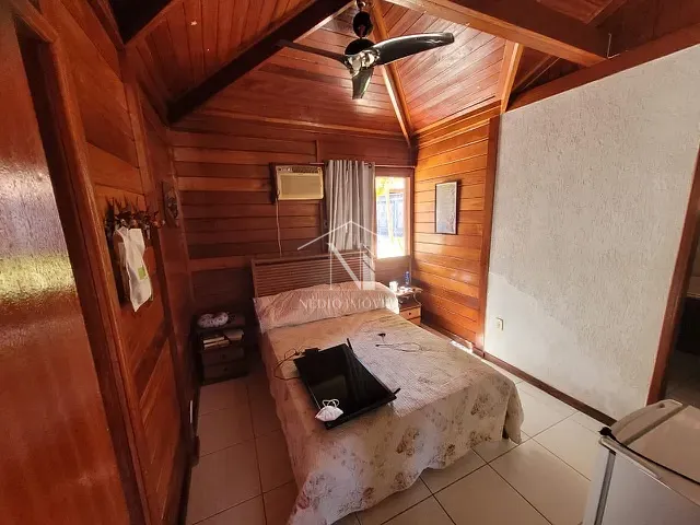 Casa com 360m² 5 quartos e 2 banheiros, à venda, no bairro Ponta Grossa em Maricá