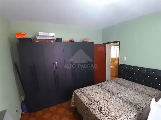 Casa com 269m² 2 quartos e 1 banheiro, à venda, no bairro Jardim Itapark em Mauá