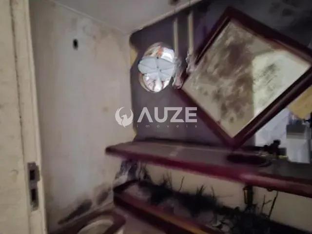 Casa com 356m² 1 quarto e 1 banheiro, à venda, no bairro Jardim das Américas em Curitiba