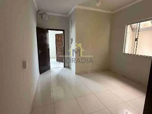Casa 3 quartos e 2 banheiros, à venda, no bairro Jardim Planalto em Guaxupé