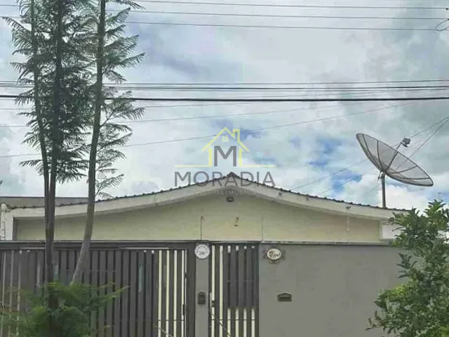 Casa 3 quartos e 2 banheiros, à venda, no bairro Jardim Planalto em Guaxupé