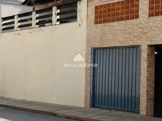 Casa com 216m² 3 quartos e 3 banheiros, à venda, no bairro Parque Ouro Fino em Sorocaba