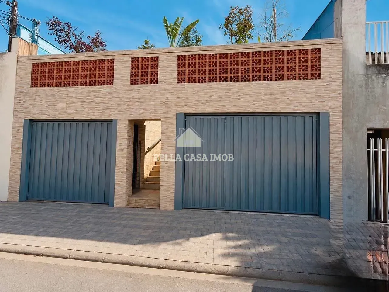 Casa, 3 quartos, 195 m² - Foto 1