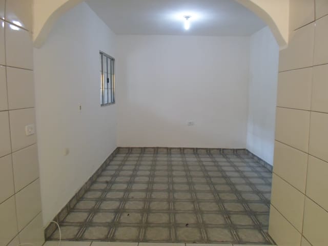 Foto do Casa - Casa Térrea para Locação no bairro PENHA | CARAVIERI IMÓVEIS
