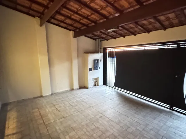Casa com 200m² 3 quartos e 3 banheiros, à venda, no bairro Jardim Nossa Senhora de Fátima em Tatuí