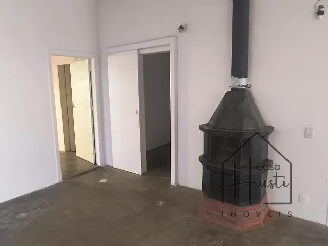 Casa 3 quartos e 2 banheiros, à venda, no bairro Jardim Santa Paula em Cotia