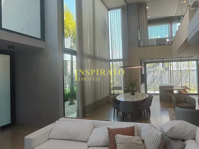 Casa com 418m² 1 quarto e 3 banheiros, à venda, no bairro Cidade Santos Dumont em Jundiaí