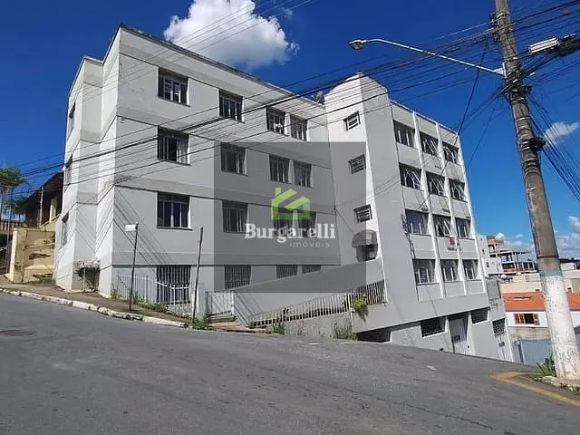 Apartamento 3 quartos e 1 banheiro, para alugar, no bairro Centro em Lavras