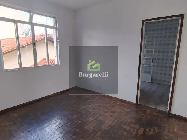 Apartamento 3 quartos e 1 banheiro, para alugar, no bairro Centro em Lavras