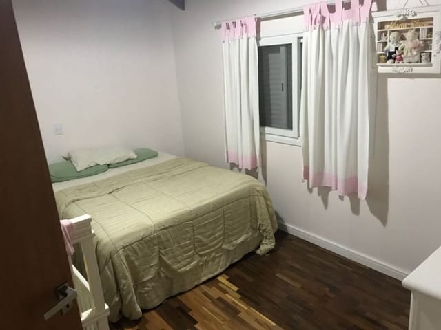 Casa com 1300m² 5 quartos e 6 banheiros, à venda ou para alugar, no bairro Parque Jaguari (Fazendinha) em Santana de Parnaíba