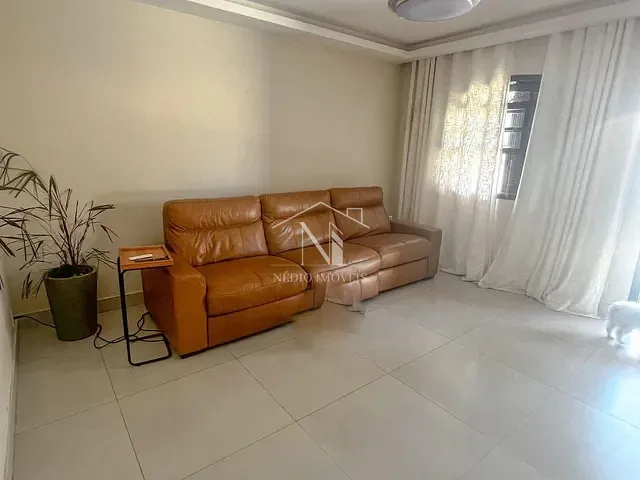 Casa com 360m² 3 quartos e 1 banheiro, à venda, no bairro Mumbuca em Maricá