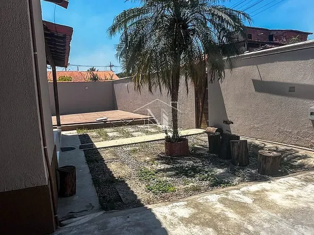 Casa com 360m² 3 quartos e 1 banheiro, à venda, no bairro Mumbuca em Maricá