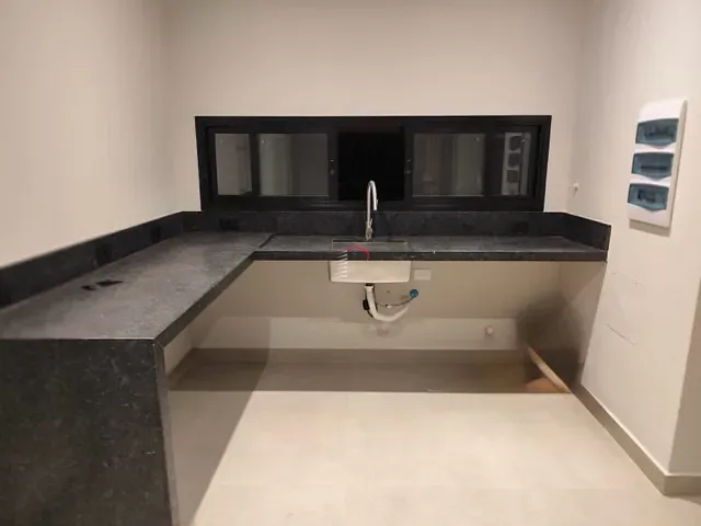 Casa 3 quartos e 2 banheiros, à venda, no bairro Loteamento Chamonix em Londrina