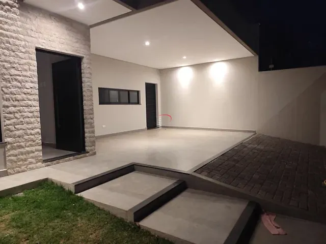 Casa 3 quartos e 2 banheiros, à venda, no bairro Loteamento Chamonix em Londrina
