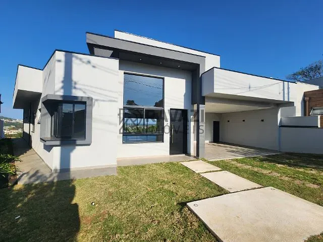 Casa 3 quartos e 5 banheiros, à venda, no bairro Picollo Villaggio em Louveira