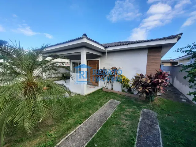 Casa 3 quartos e 5 banheiros, à venda ou para alugar, no bairro Caxito em Maricá