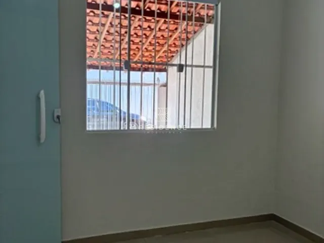 Casa 2 quartos e 1 banheiro, à venda, no bairro Santo Agostinho em Volta Redonda