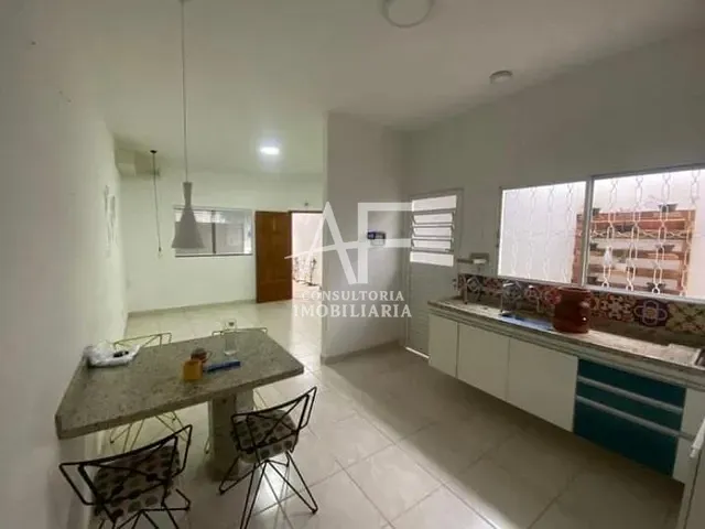 Casa com 125m² 2 quartos e 2 banheiros, à venda, no bairro Morada dos Nobres em Taubaté