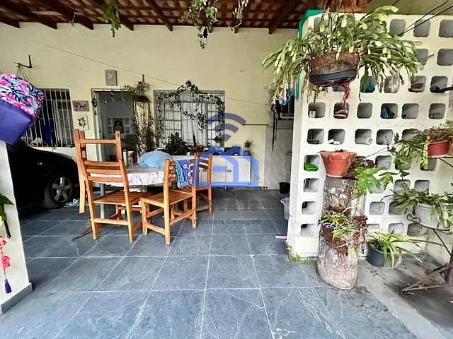 Casa com 225m² 1 quarto e 1 banheiro, à venda, no bairro Porto Novo em Caraguatatuba