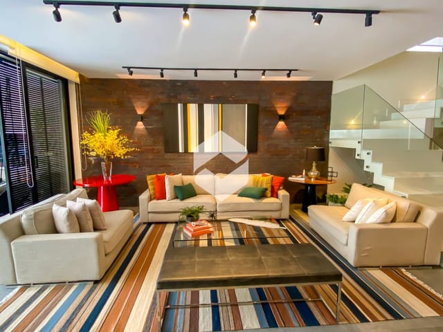 Casa com 350m² 5 quartos e 7 banheiros, à venda, no bairro Barra da Tijuca em Rio de Janeiro
