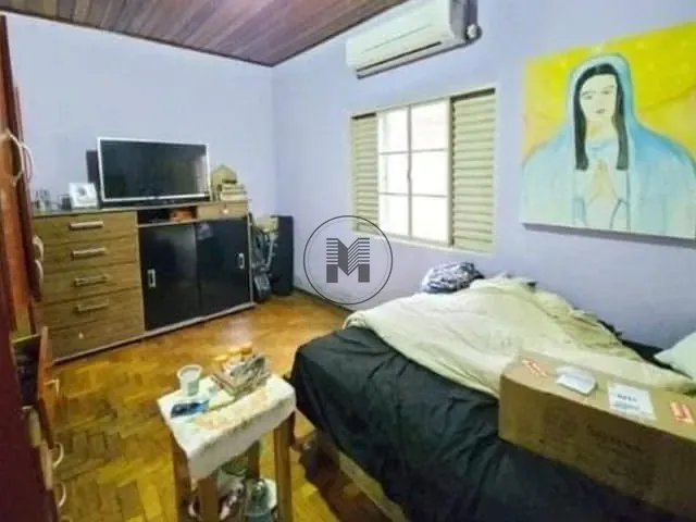 Casa com 480m² 2 quartos e 1 banheiro, à venda, no bairro Pedregulho em Guaratinguetá