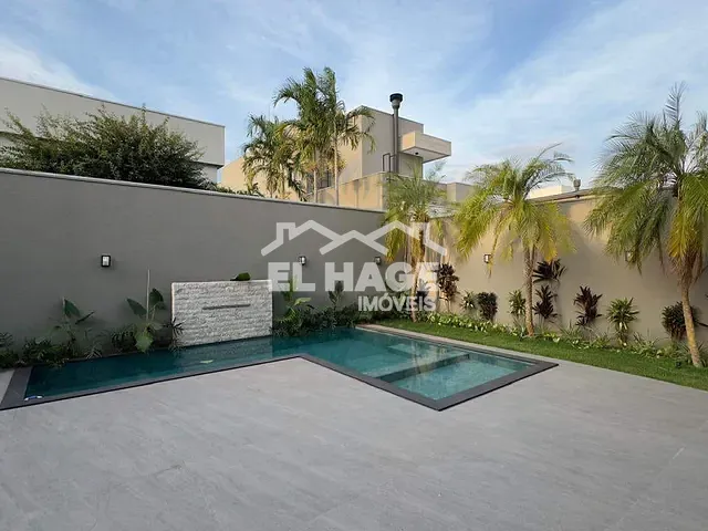 Casa com 462m² 4 quartos e 6 banheiros, à venda, no bairro Jardim Itália em Cuiabá