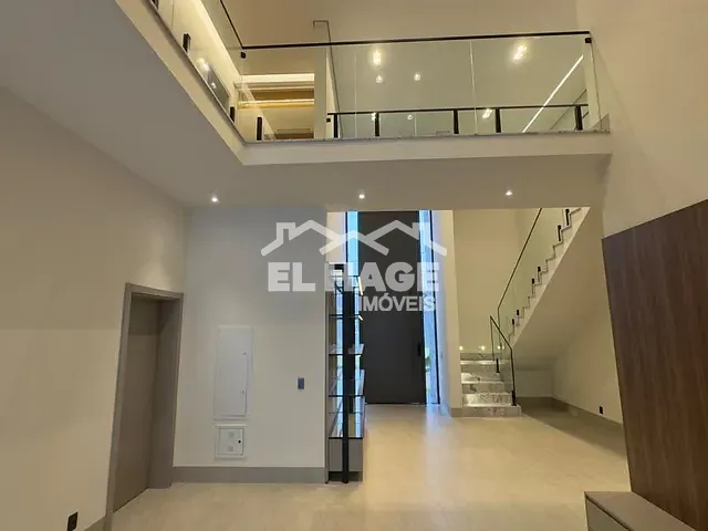 Casa com 462m² 4 quartos e 6 banheiros, à venda, no bairro Jardim Itália em Cuiabá