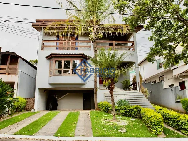 Casa com 450m² 4 quartos e 4 banheiros, à venda, no bairro Condomínio Villagio Capriccio em Louveira