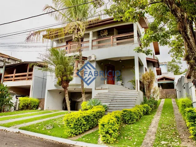 Casa com 450m² 4 quartos e 4 banheiros, à venda, no bairro Condomínio Villagio Capriccio em Louveira