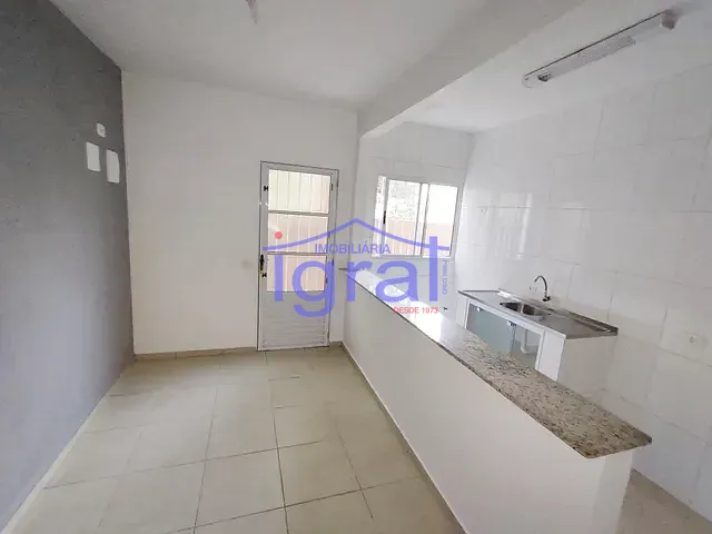 Casa 2 quartos e 1 banheiro, para alugar, no bairro Vila Guarani (Z Sul) em São Paulo