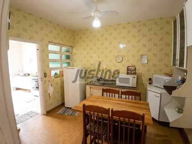Casa com 306m² 3 quartos e 2 banheiros, à venda, no bairro Centro em Itanhaém