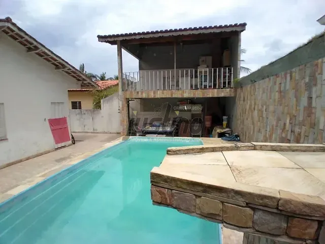 Casa com 306m² 3 quartos e 2 banheiros, à venda, no bairro Centro em Itanhaém