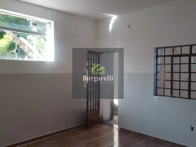 Casa 1 quarto e 1 banheiro, para alugar, no bairro Centro em Lavras