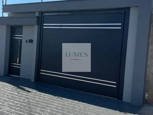 Casa com 250m² 3 quartos e 3 banheiros, à venda, no bairro Parque Planalto em Santa Bárbara D'Oeste