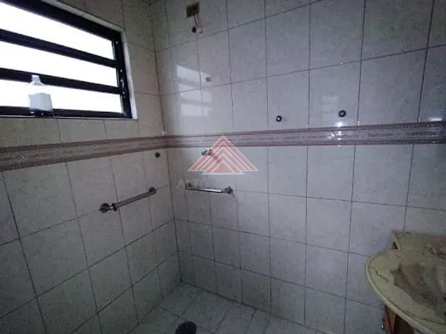 Casa com 90m² 2 quartos e 1 banheiro, para alugar, no bairro Matriz em Mauá