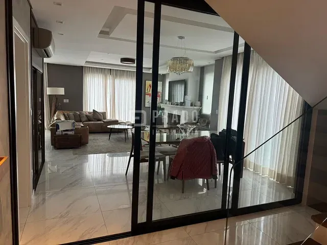 Casa 4 quartos e 4 banheiros, à venda, no bairro São Gonçalo em Pelotas