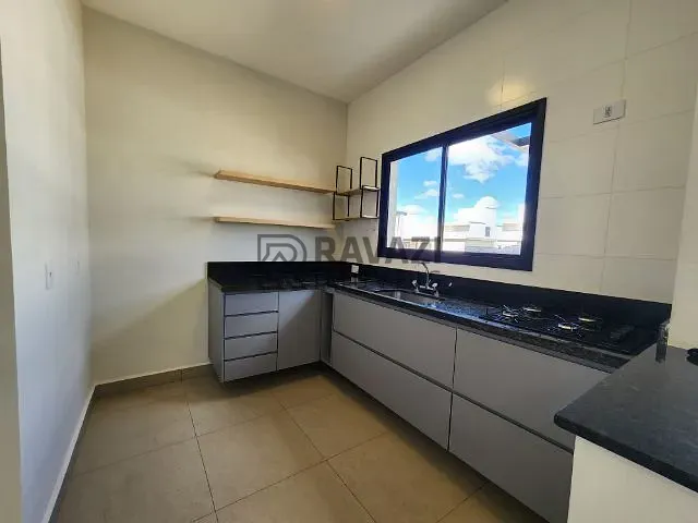 Casa 3 quartos e 2 banheiros, para alugar, no bairro Leitão em Louveira