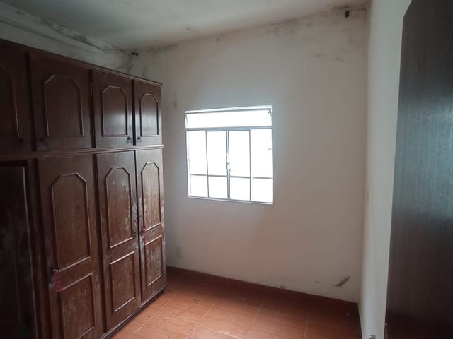 Casa 3 quartos e 1 banheiro, à venda, no bairro Tupi A em Belo Horizonte