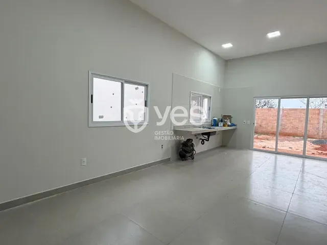Casa 2 quartos e 1 banheiro, à venda, no bairro Jardim Europa em Araxá