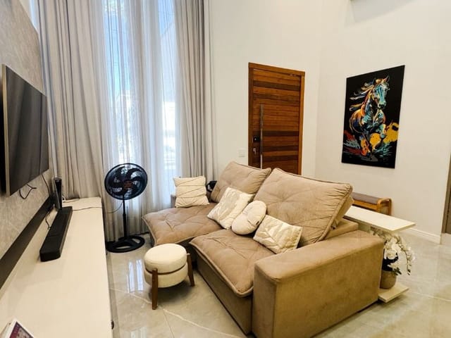 Casa com 300m² 3 quartos e 3 banheiros, à venda, no bairro Lagoa em Macaé