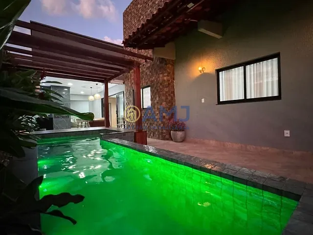 Casa com 374m² 3 quartos e 3 banheiros, à venda, no bairro Vila Isaura em Goiânia